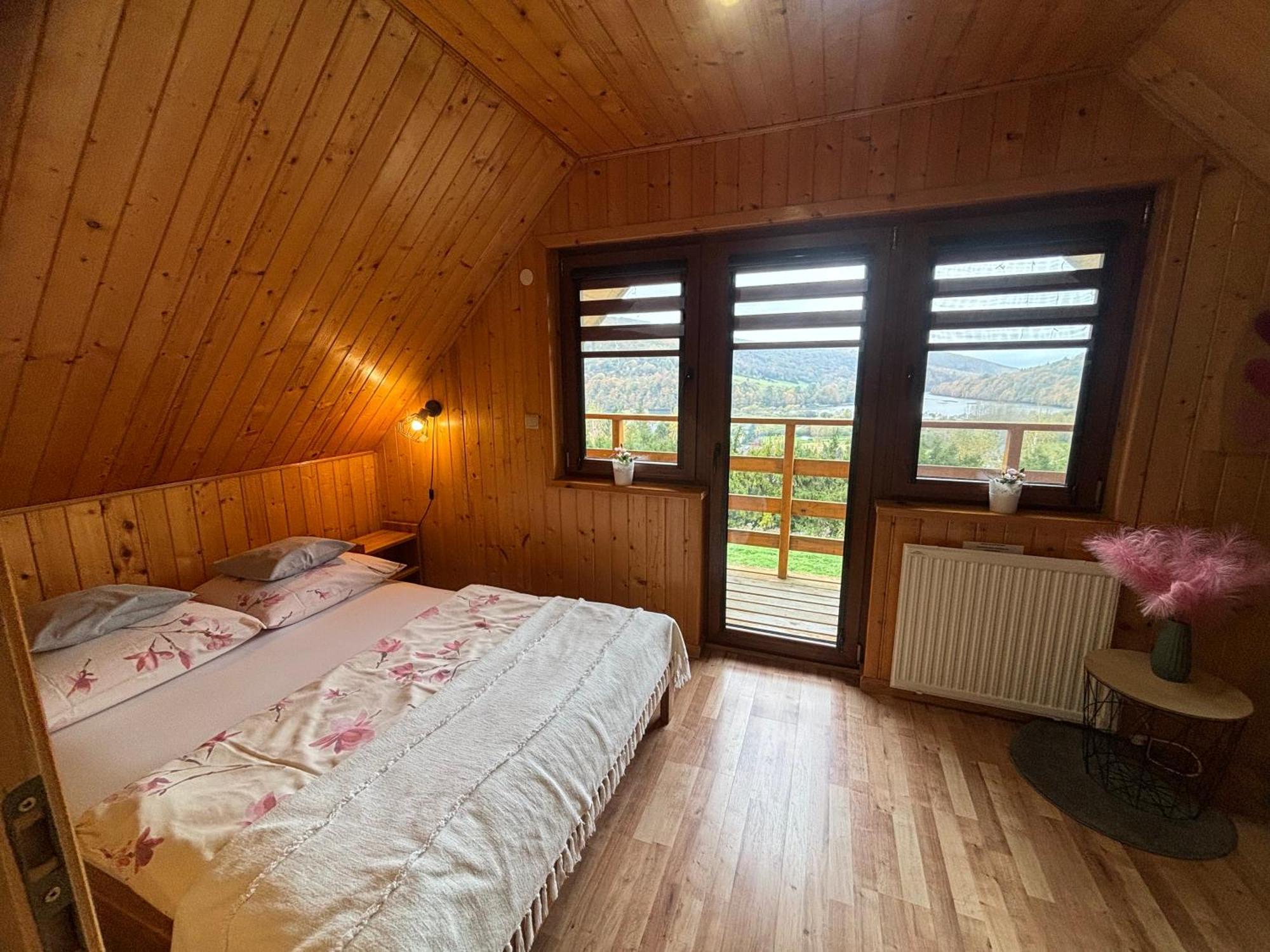 Chaty Na Cholewicy Domki Caloroczne Solina  Exterior photo